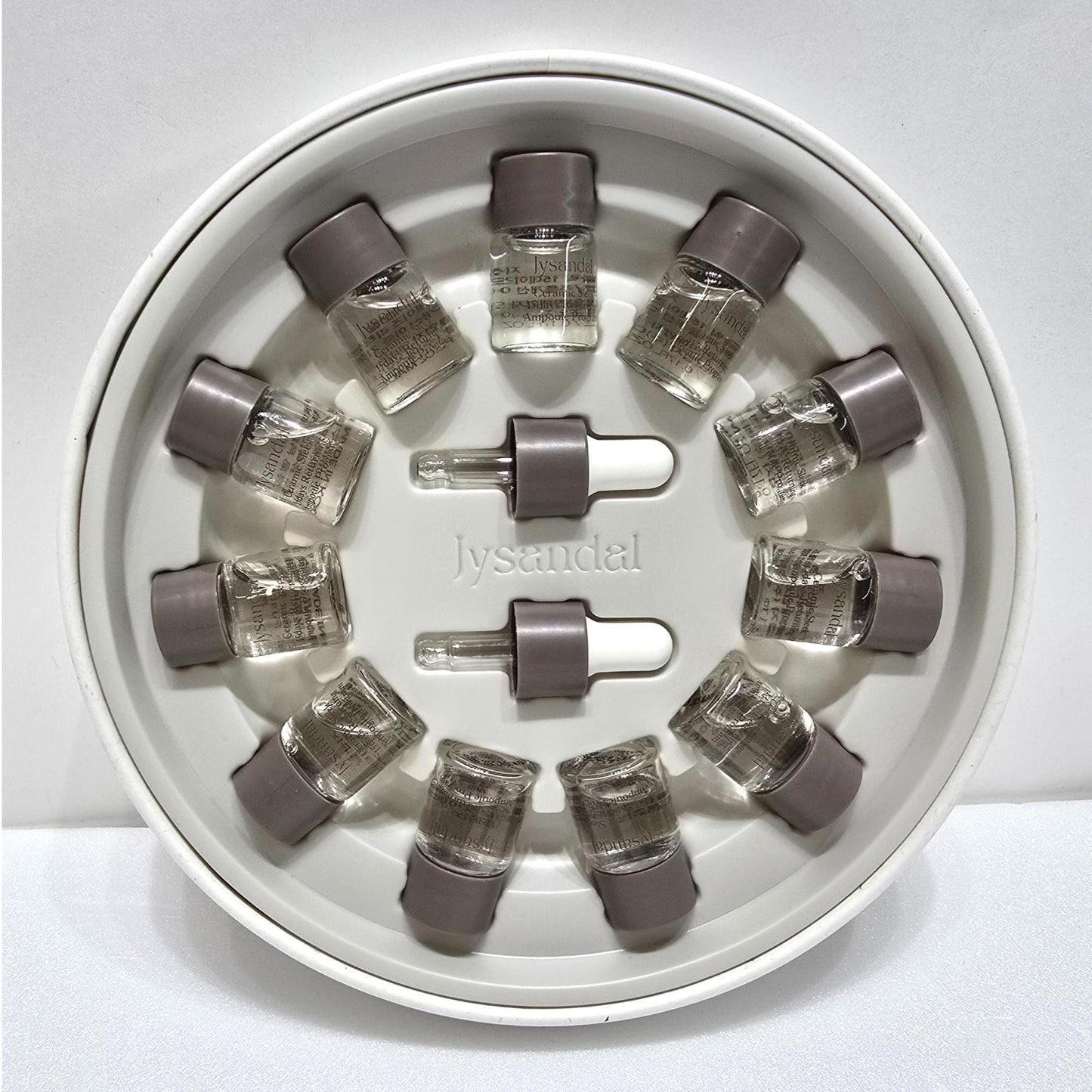 Jysandal Ceramics Sleek Returning Ampoule Program 5 ml X 11EA / Total Anti-Aging Care/AQL-Peptide Solution™ changes solid from the inside in just 15 days.