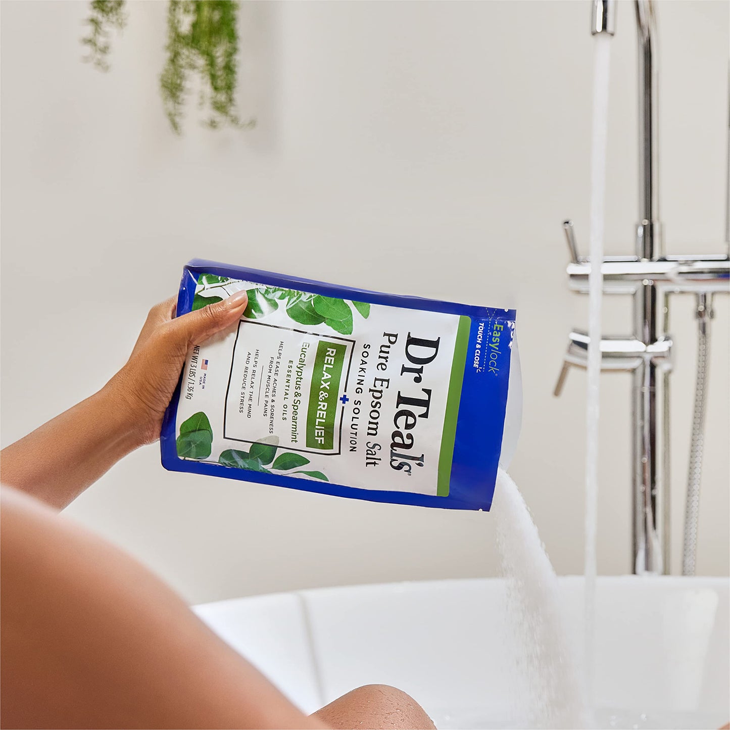 Dr Teal's Epsom Salt Magnesium Soak, Relax & Relief with Eucalyptus & Spearmint Essential Oils, 3 lbs
