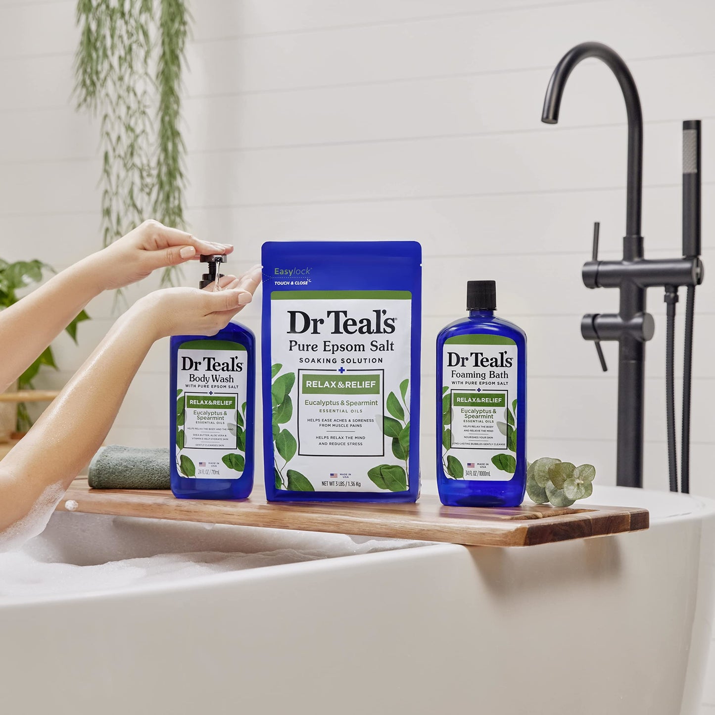 Dr Teal's Epsom Salt Magnesium Soak, Relax & Relief with Eucalyptus & Spearmint Essential Oils, 3 lbs